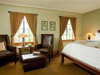 Inn Settlers
